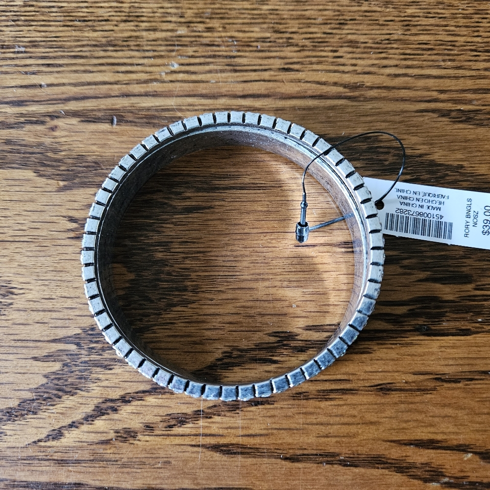 Chico's Rory Bangles - Picture 3 of 9